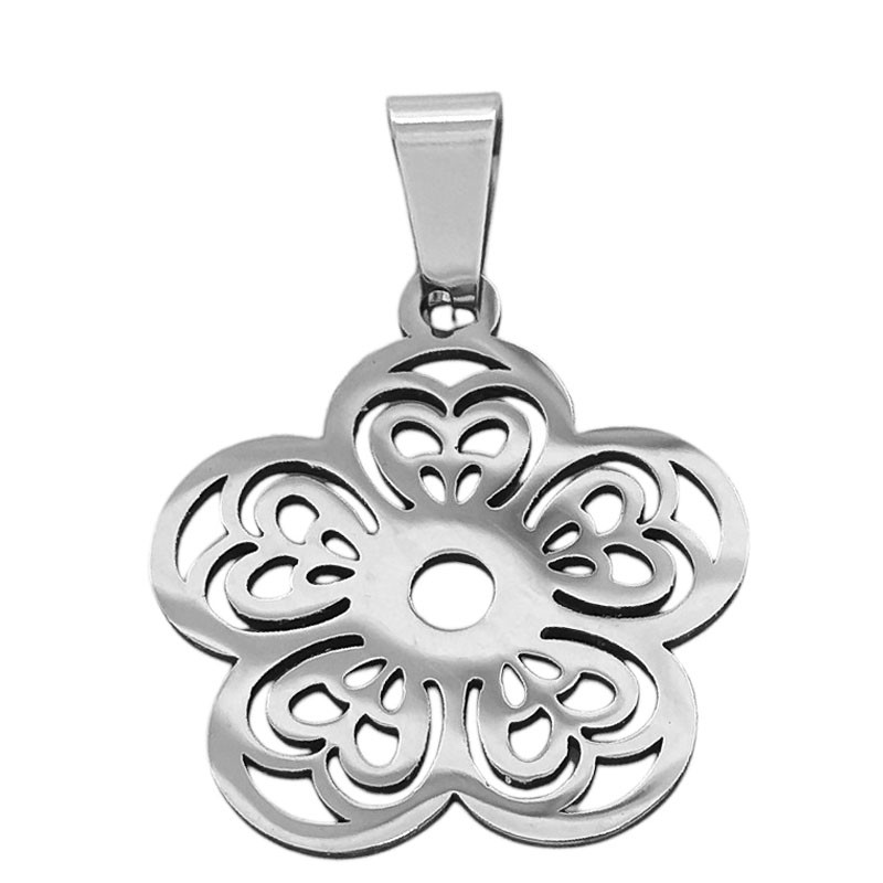 FLOR CALADA CON CORAZONES ADENTRO DE LOS 5 PETALOS DIJE