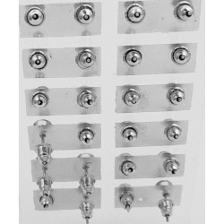 BLISTER X36 PARES SURTIDOS VERTICAL NEGRAS Y BLANCAS PERLADOS AROS