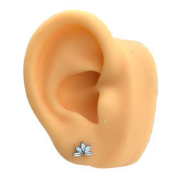 UNIDAD FLOR CINCO PETALOS TRES C/ CUBIC MENTON PIERCING